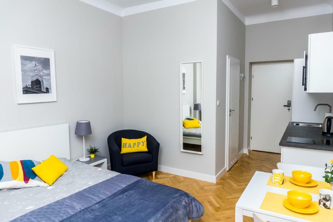 3v Apartment Warsaw