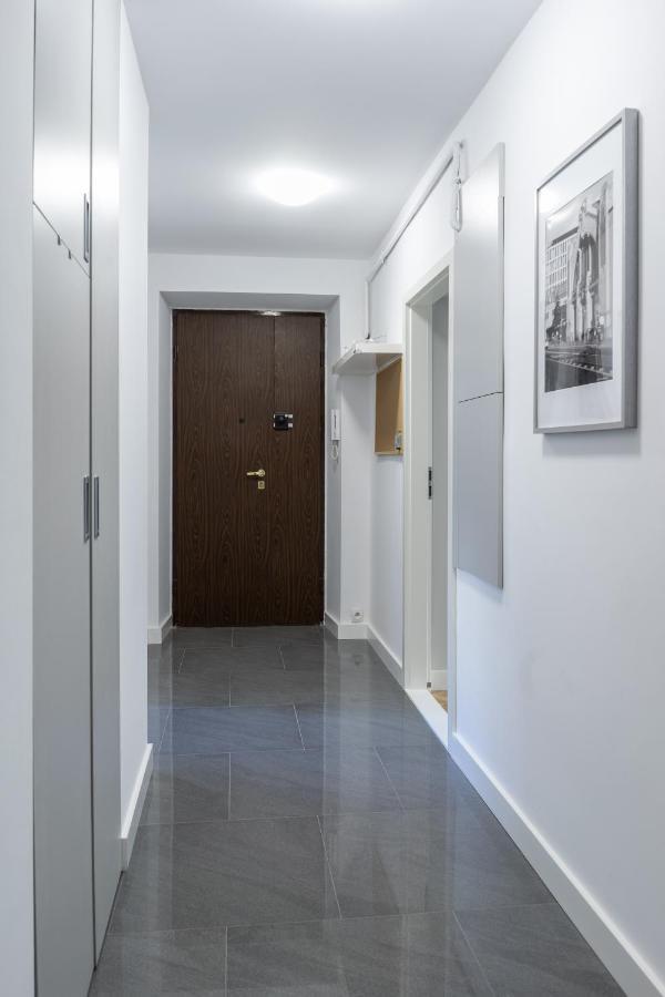3v Apartment Warsaw